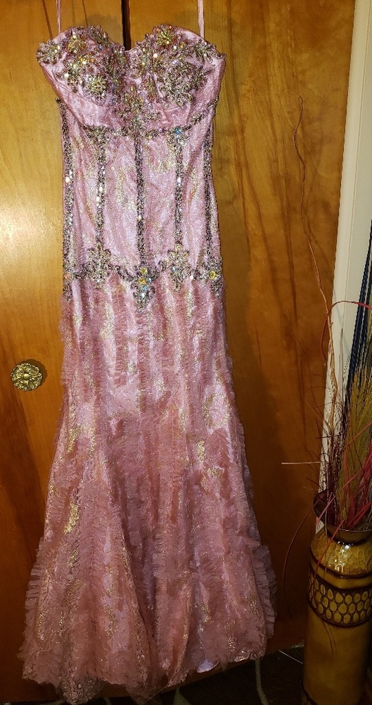 Boutique pink gown ,prom, wedding dress